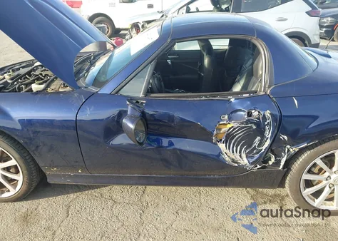 2008 Mazda Mx-5 Grand Touring z USA, uszkodzony, nr VIN JM1NC26FX80154277